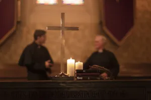 Tradycja liturgii a wybór odpowiednich szat w Kościele